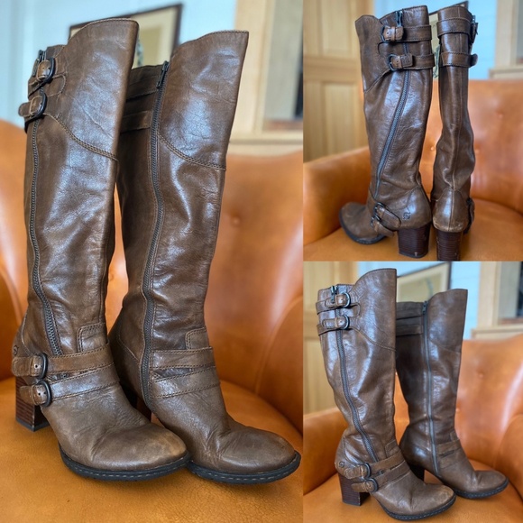 BORN Boots - Picture 1 of 1